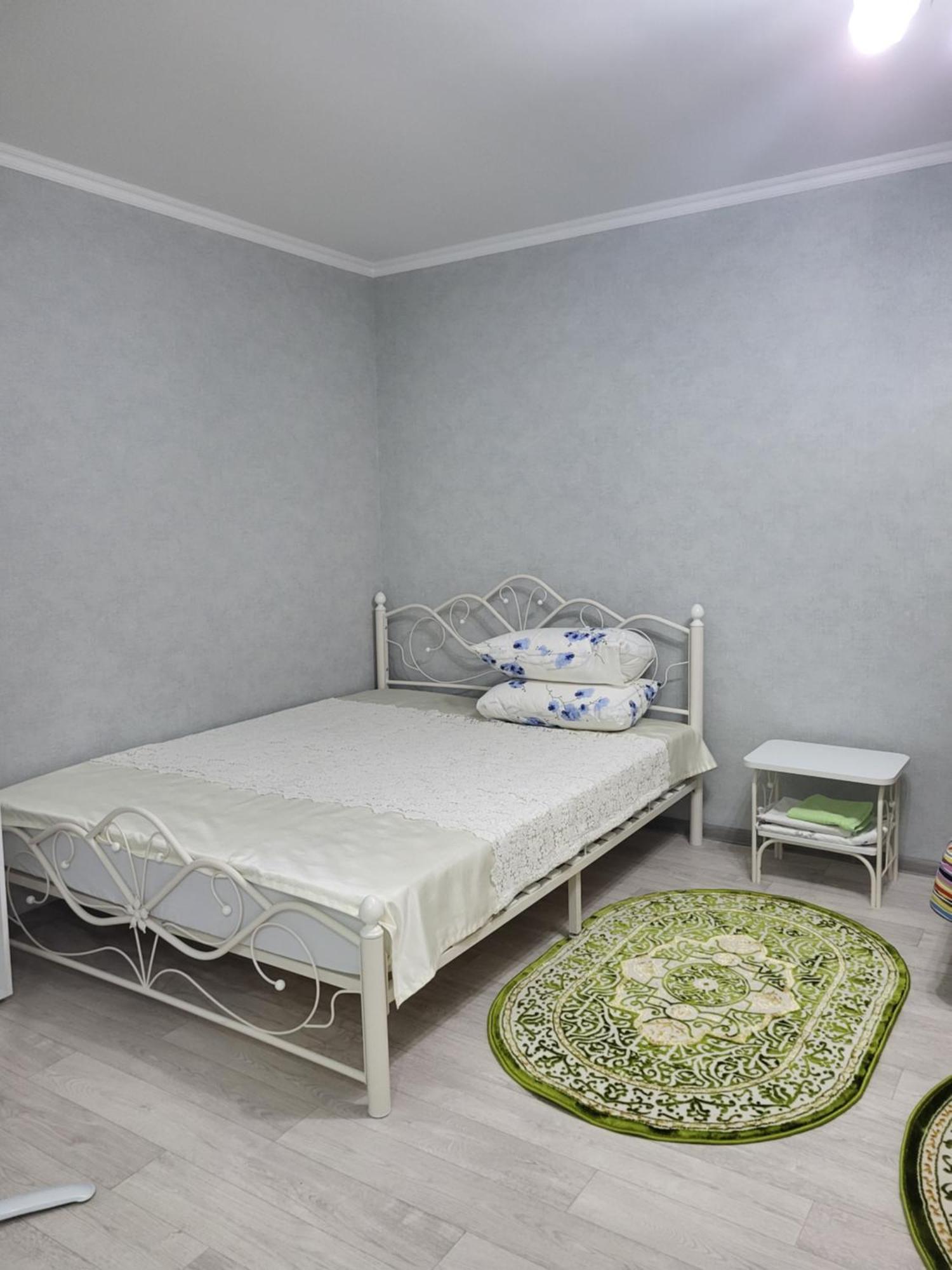 Ahmetova 4 30 Apartman Almati Kültér fotó