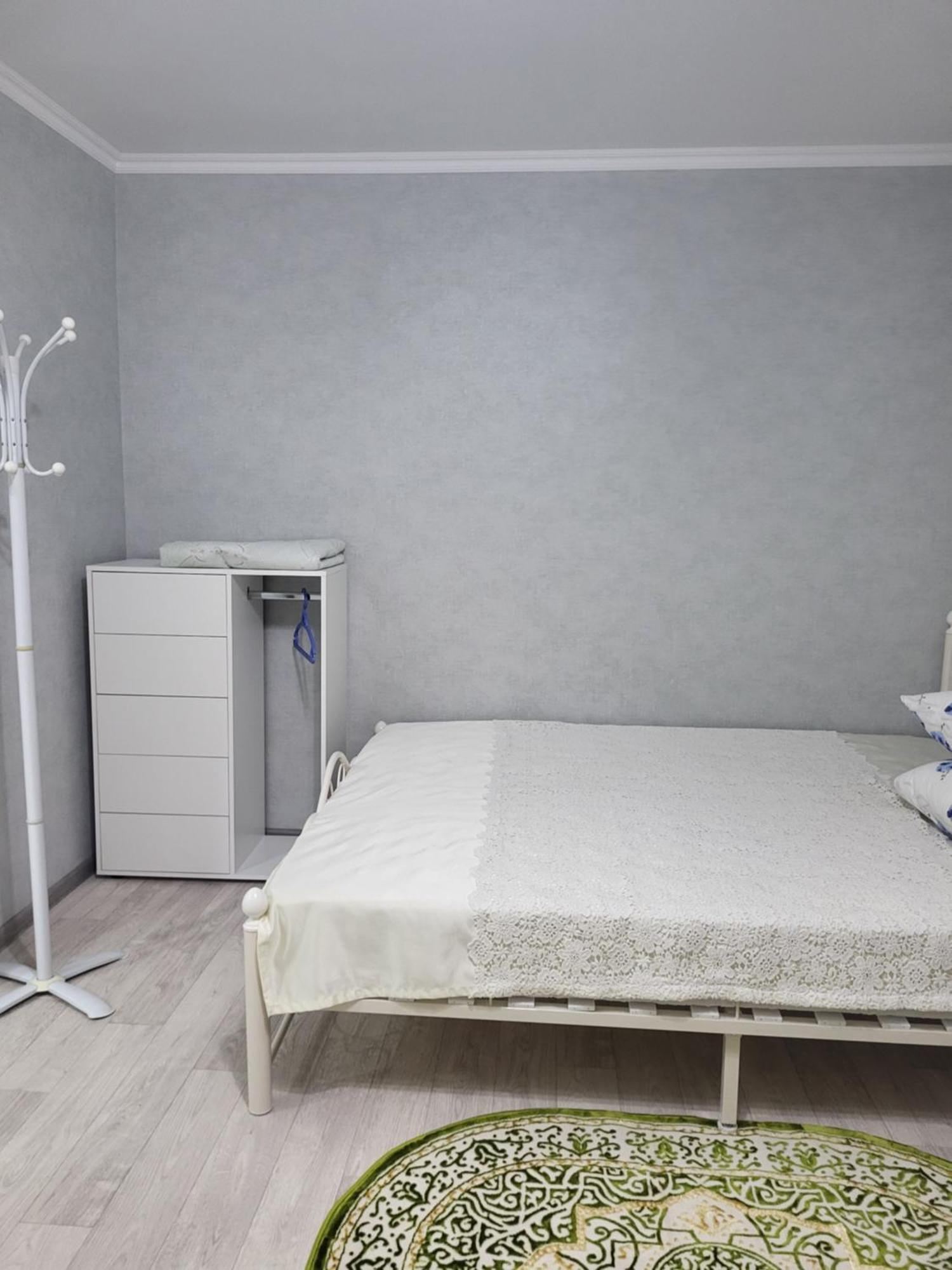 Ahmetova 4 30 Apartman Almati Kültér fotó